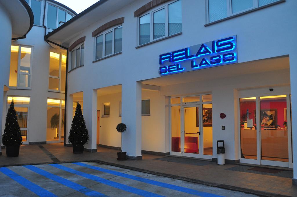 Hotel Relais Del Lago มาร์ตา ภายนอก รูปภาพ