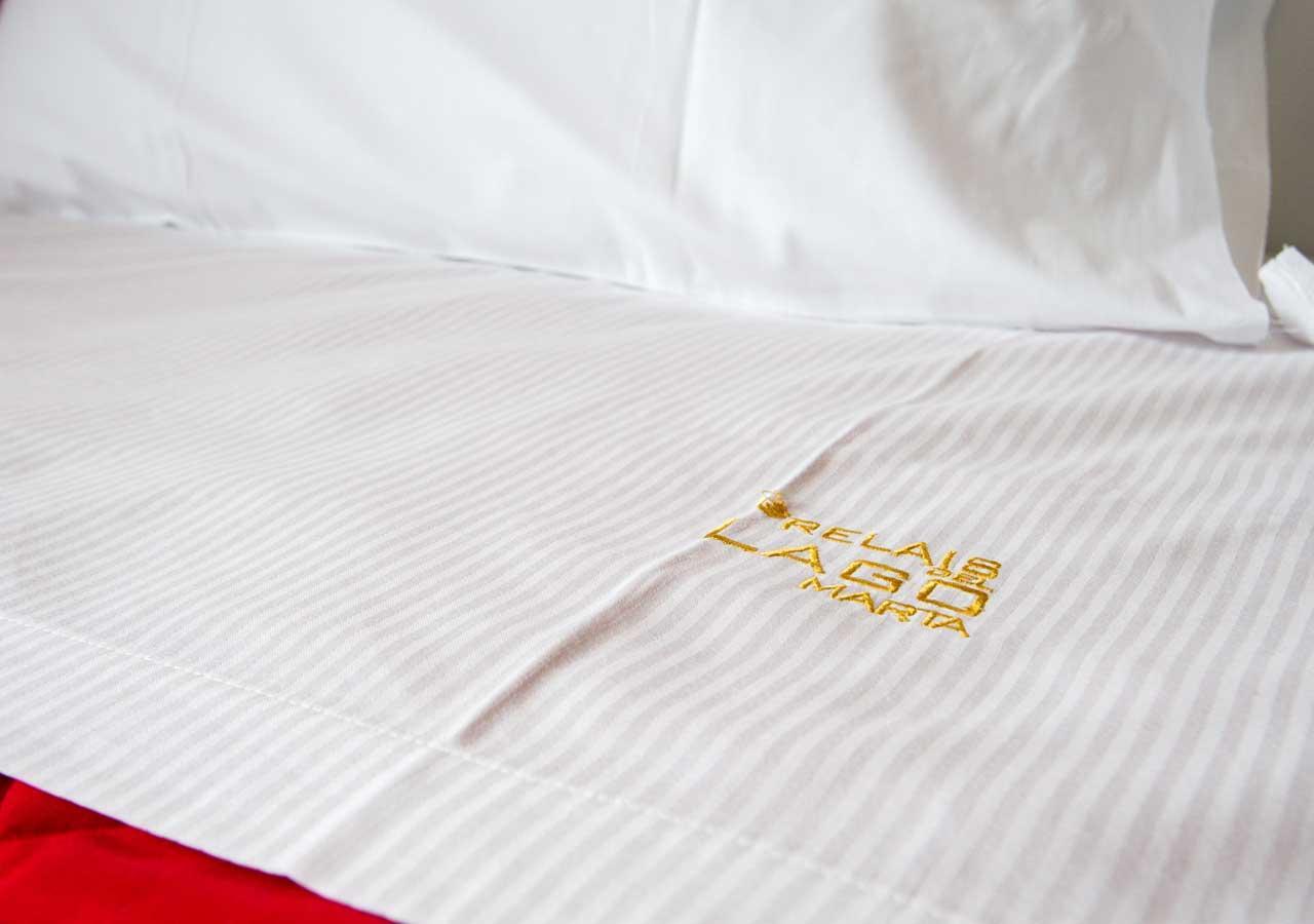 Hotel Relais Del Lago มาร์ตา ภายนอก รูปภาพ